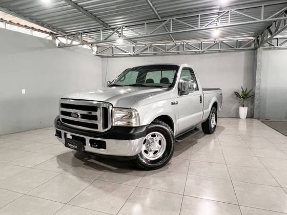 FORD F-250 4.2 XL 4X2 CS TURBO INTERCOOLER DIESEL 2P MANUAL FORD F-250 4.2 XL 4X2 CS TURBO INTERCOOLER DIESEL 2P MANUAL